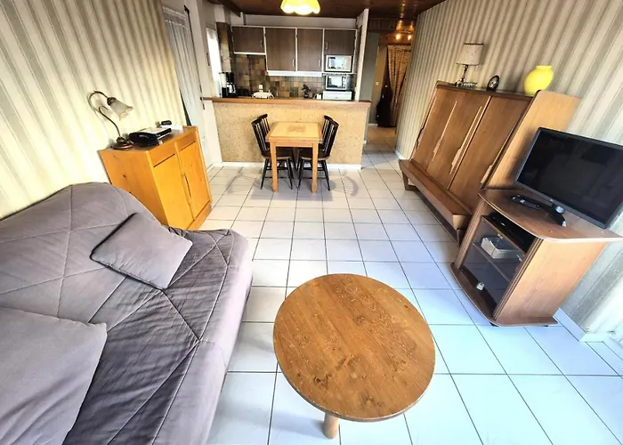 Montcalm B - Belle Vue Degagee Pour Ce ! Mae-6664 エクスレバン